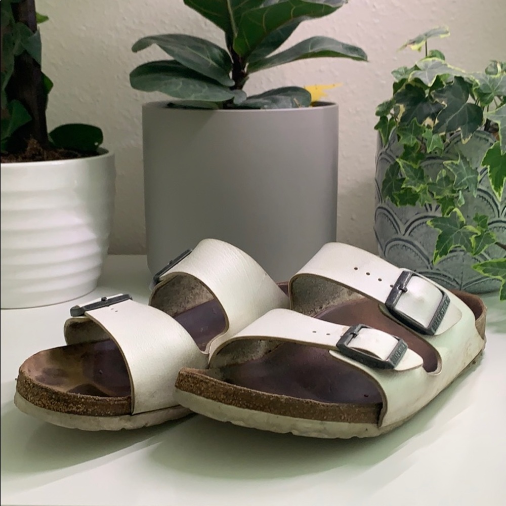 BIRKENSTOCK White Arizona Sandals